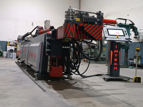 Machine in the workshop — enlarge