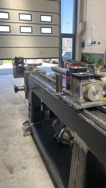 Bending unit up close — enlarge